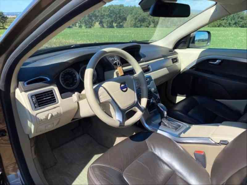 Volvo XC70 D5 158 kW, AWD, automat - foto 12