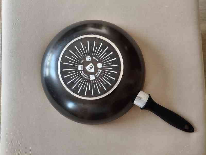 Pánev Wok - foto 2