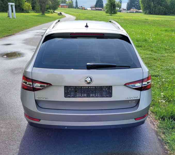 ŠKODA SUPERB III 2.0 TDI 4X4 L+K DSG - foto 4