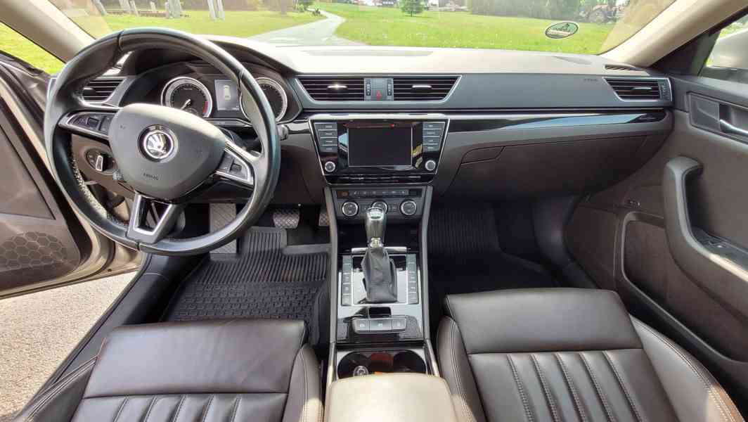 ŠKODA SUPERB III 2.0 TDI 4X4 L+K DSG - foto 13