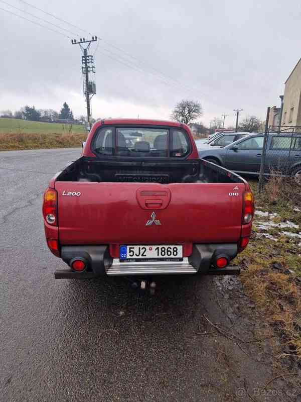 Mitsubishi L200 2,5   r.v. 2009 pick up - foto 7