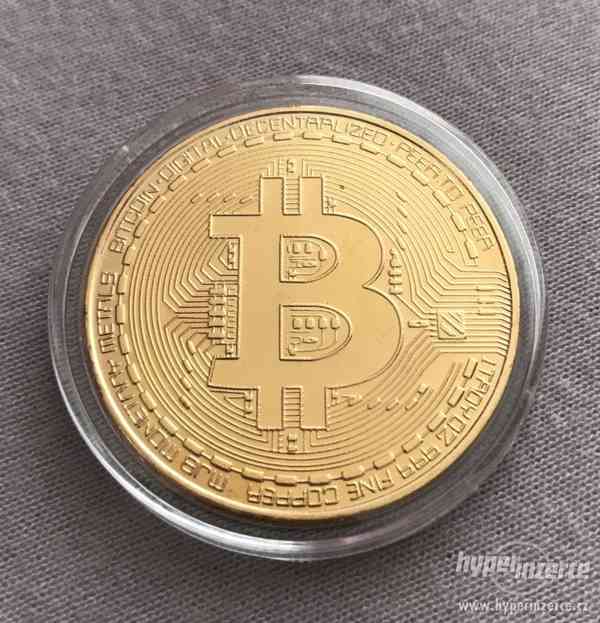 Zlatá Bitcoin mince - foto 1