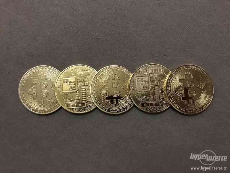 Zlatá Bitcoin mince - foto 3