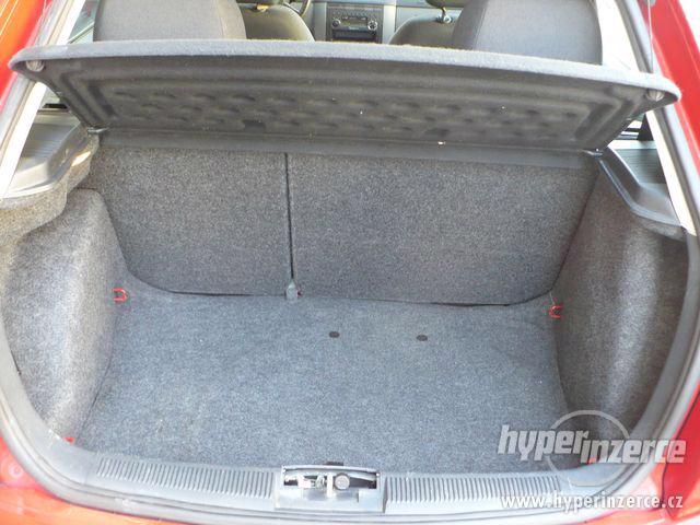 Škoda Fabia 1.2HTP 47kw,model 2004,klima,po servise,slušná - foto 10