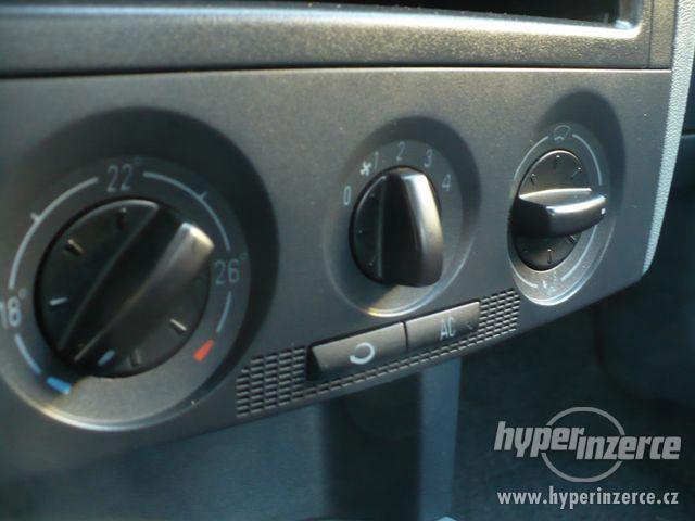 Škoda Fabia 1.2HTP 47kw,model 2004,klima,po servise,slušná - foto 14