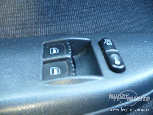 Škoda Fabia 1.2HTP 47kw,model 2004,klima,po servise,slušná - foto 18