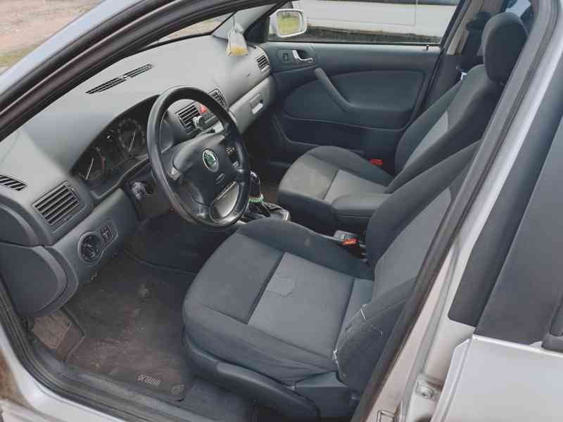 Octavia I 1.6Mpi - foto 10
