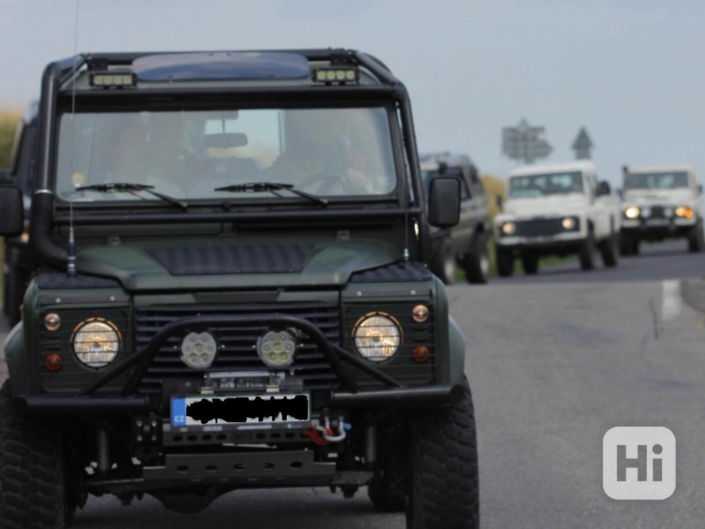 Land Rover Defender - foto 1