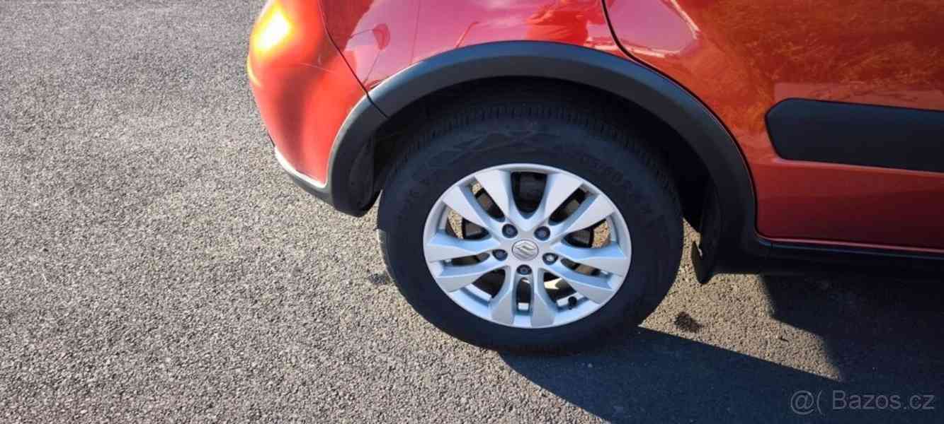 Suzuki SX4 1,6 - foto 5