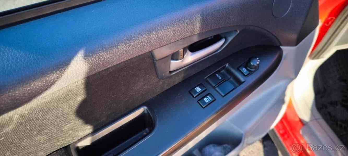 Suzuki SX4 1,6 - foto 9