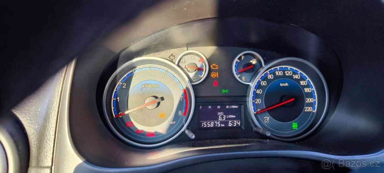 Suzuki SX4 1,6 - foto 11