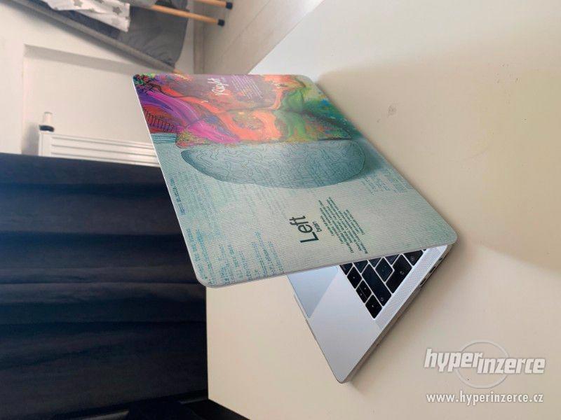 MacBook Pro 2018, 2,3GHz/8GB/512GB, 13palců - foto 8