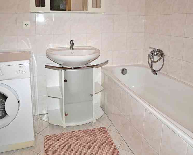 Krásný byt  3+kk/B, 82 m2, Mikulova, Praha 4 u metra Chodov - foto 9