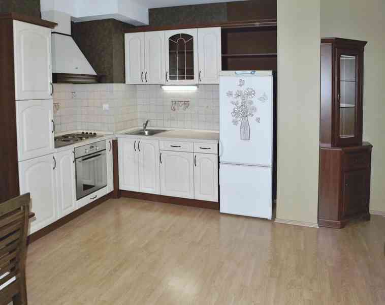 Krásný byt  3+kk/B, 82 m2, Mikulova, Praha 4 u metra Chodov - foto 3