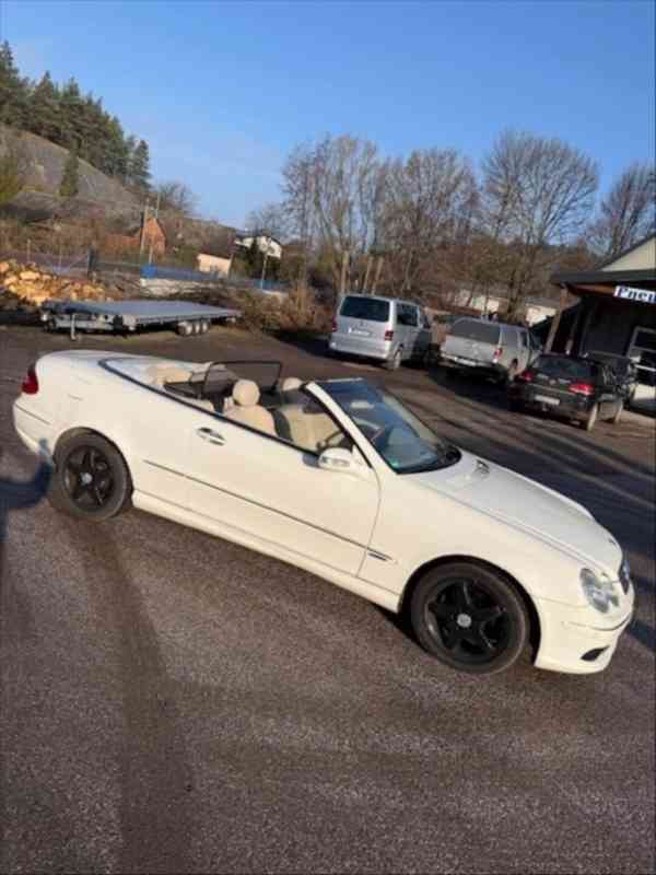 Mercedes-Benz CLK 2,6   240 Cabrio A209 - V6 - AMG - foto 4
