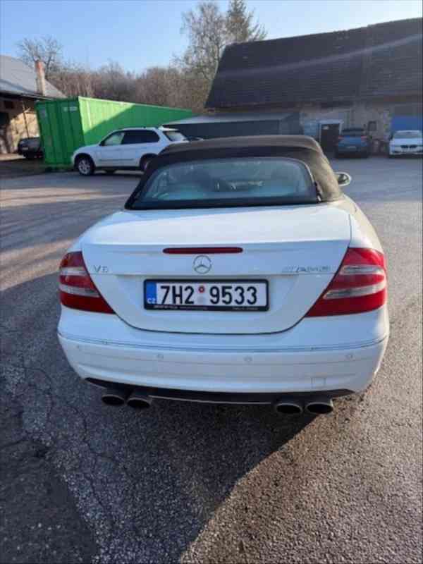 Mercedes-Benz CLK 2,6   240 Cabrio A209 - V6 - AMG - foto 12