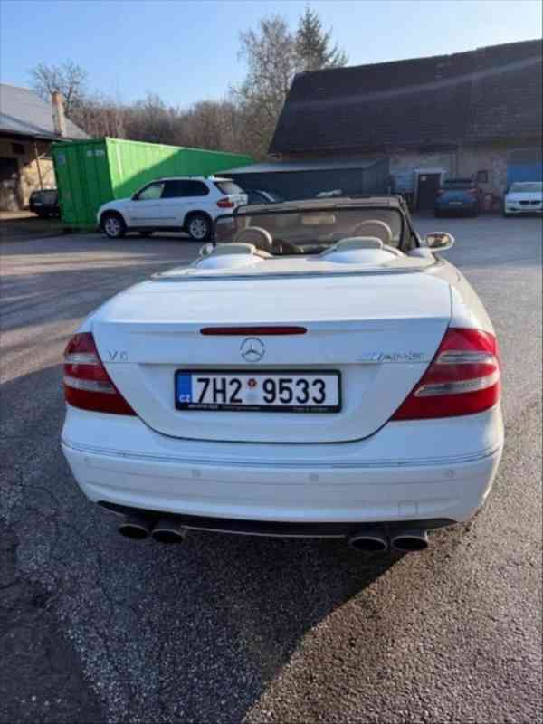 Mercedes-Benz CLK 2,6   240 Cabrio A209 - V6 - AMG - foto 5