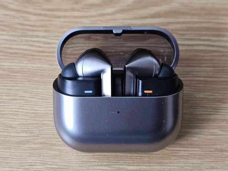 Sluchátka Samsung Galaxy Buds3 Pro Stříbrná - foto 3