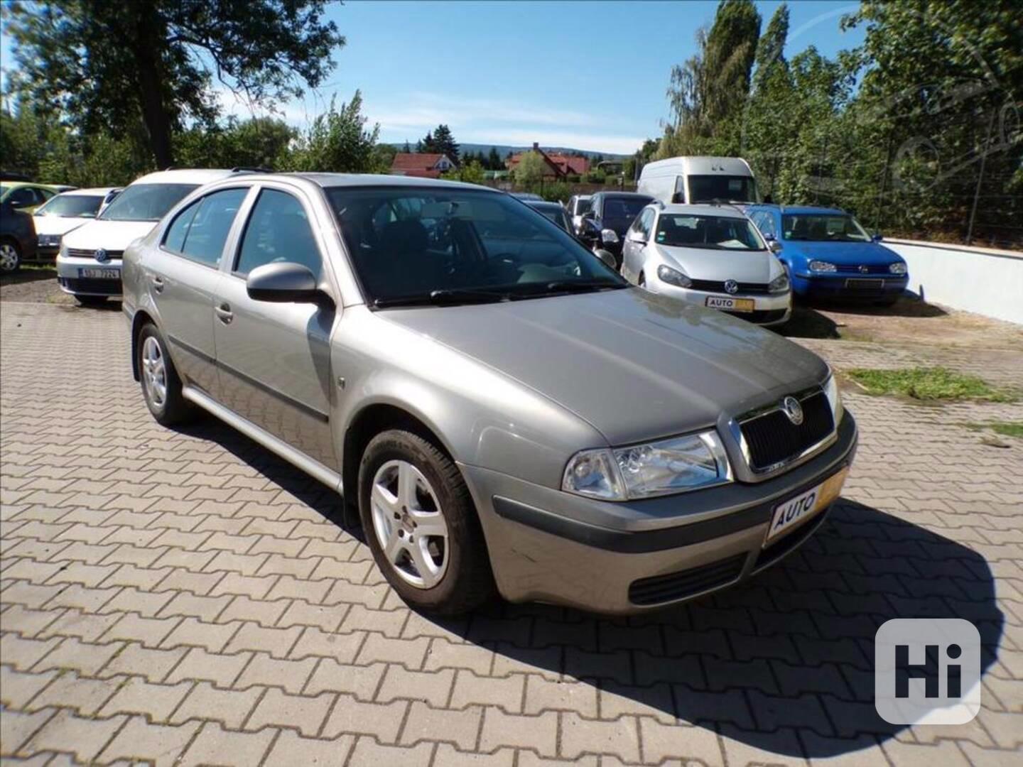 Škoda Octavia 1,6 MPI TOUR,TAŽNÉ ZAŘÍZENÍ - foto 1