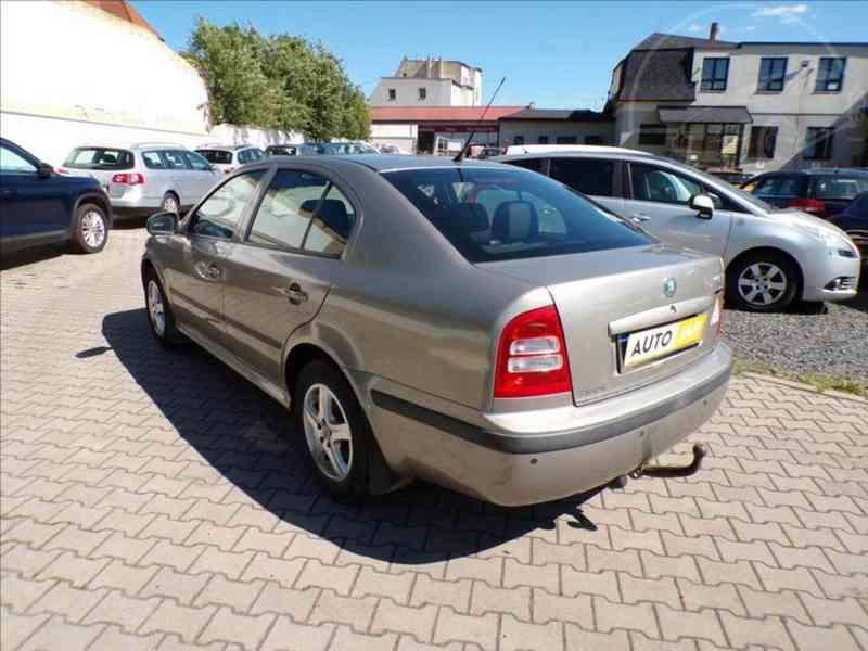 Škoda Octavia 1,6 MPI TOUR,TAŽNÉ ZAŘÍZENÍ - foto 3