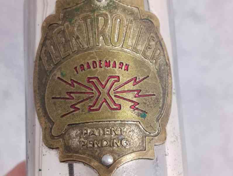 Originální historický masážní strojek ELEKTROLLER + krabička - foto 21