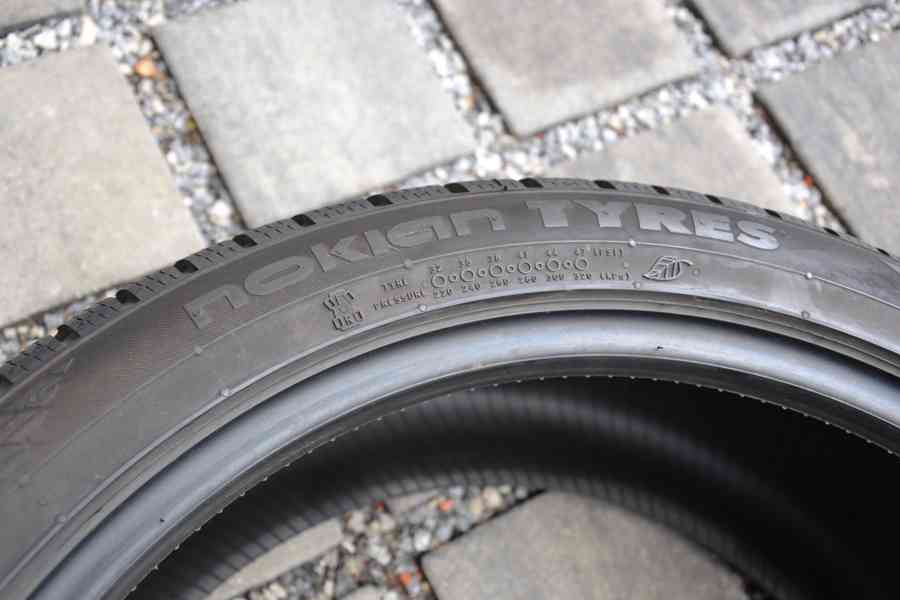 ZÁNOVNÍ zimní pneu 245/40R19 Nokian Snowproof P - foto 11
