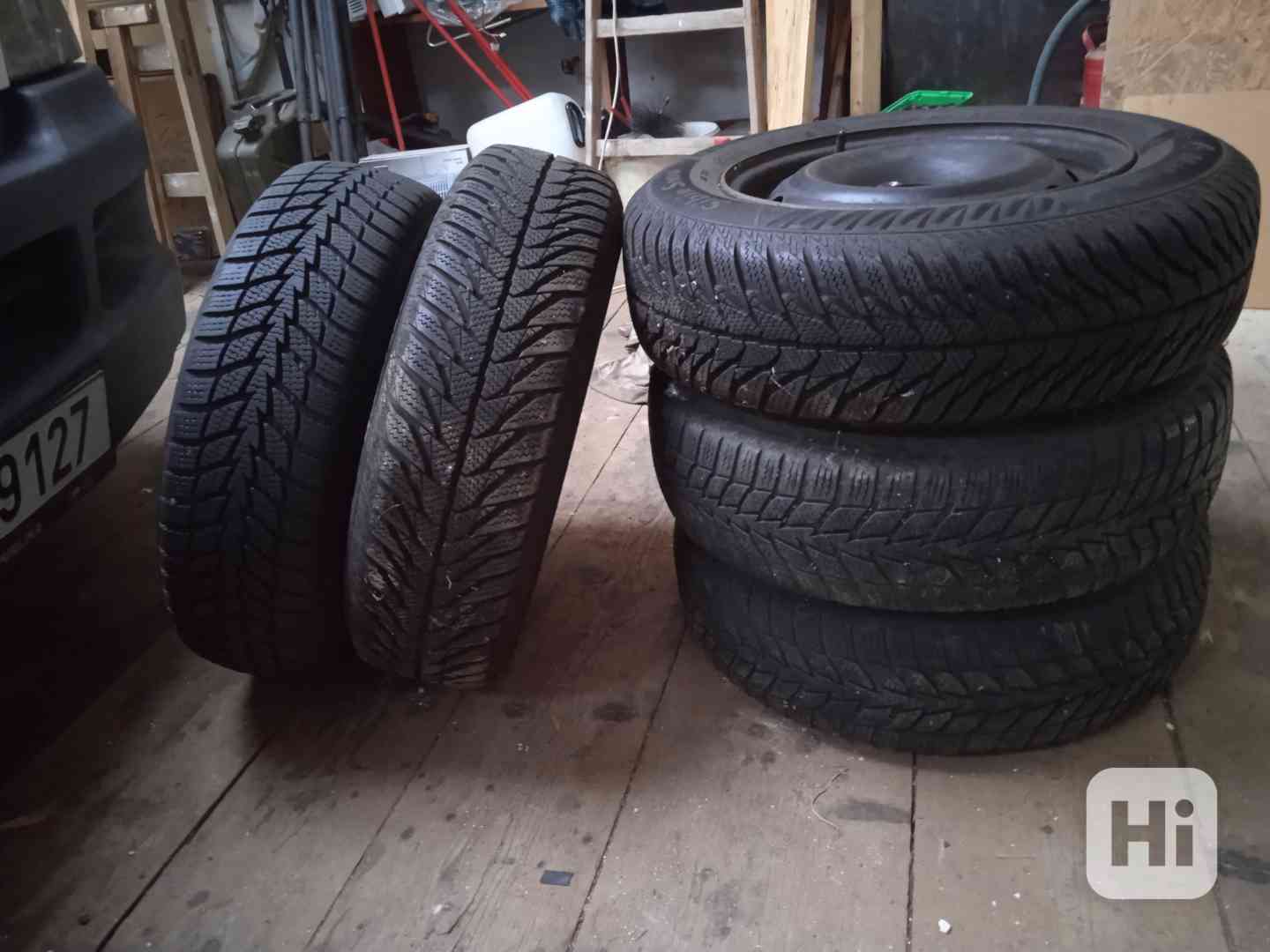 Zimní pneu a disky - foto 1