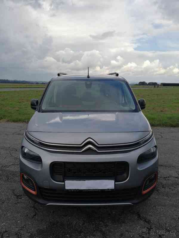 Citroën Berlingo XL 1.5 HDi 130 FEEL	 - foto 2