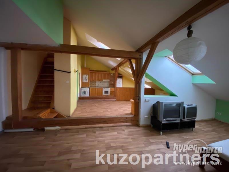 Prodej bytových prostor o celkové výměře 228 m2  - Mladá Boleslav (centrum) - foto 5