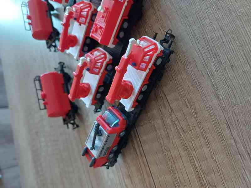 Vagony s požární technikou.  TT - foto 4