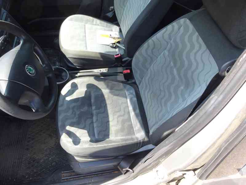 Škoda Roomster 1.4i 16V r.v.2007 (63 kw) 1.MAJITEL - foto 12