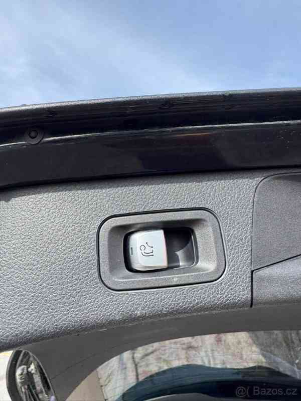Mercedes-Benz Třídy C 2,5   250d, 9G-Tronic Ojeté, 12/2018 - foto 11