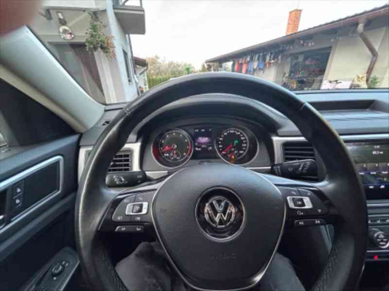 Volkswagen Atlas 3,6   206 kW 4x4. jako Touareg, Audi - foto 12