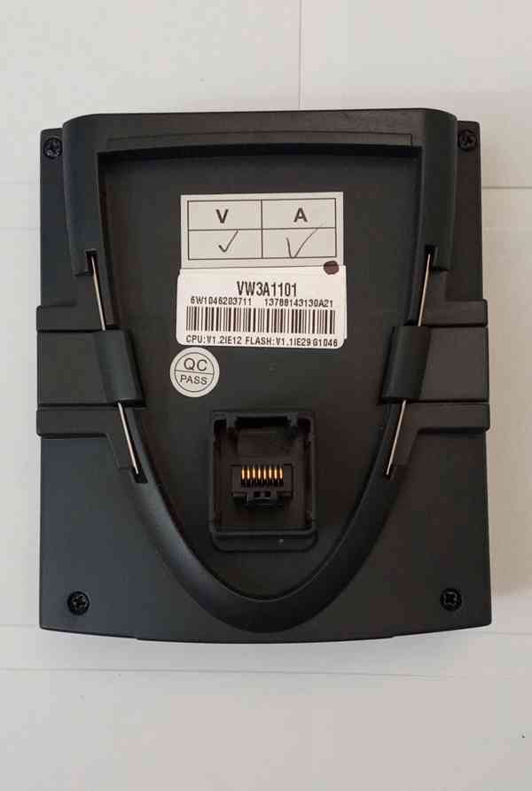 Display, klávesy, Schneider VW3A1101 pro měniče Altivar CPU  - foto 2