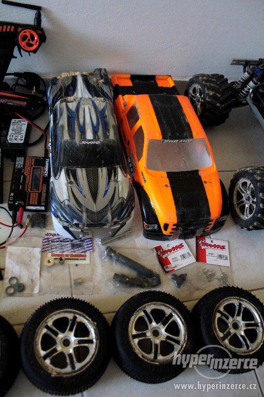 Traxxas E-MAXX Brushless - foto 6