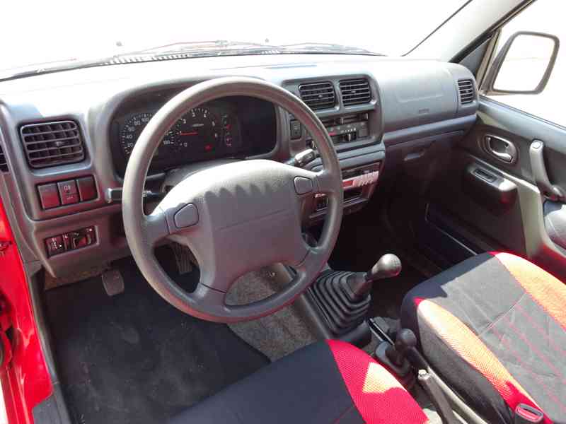 Suzuki Jimny 1.5 XV DDI r.v.2004 (48 kw) 4x4 (STK:5/2024) - foto 5