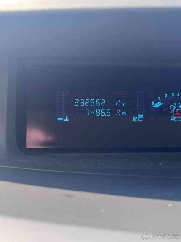 Renault Espace 2,0   dCi 110 kW 7míst - foto 16