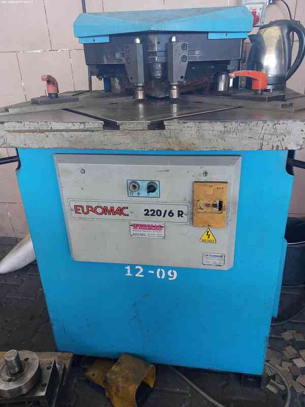 Rohové nůžky EUROMAC 220/6R - foto 1