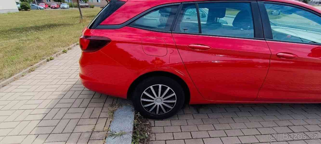 Opel Astra 1,6   K Sport Tourer CDTI r.v: 2018 - foto 6