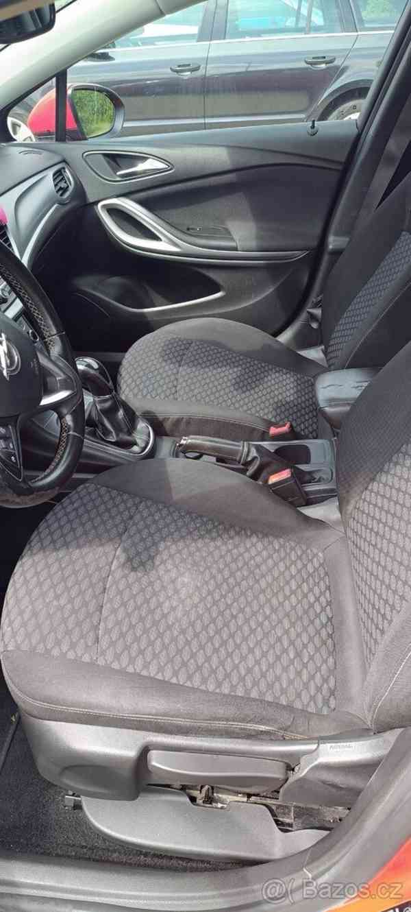 Opel Astra 1,6   K Sport Tourer CDTI r.v: 2018 - foto 8