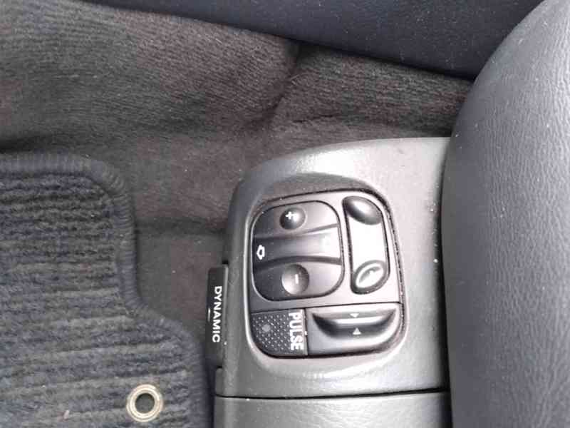 MERCEDES BENZ S 500 V8 4 MATIC typ 220 ČR - foto 17