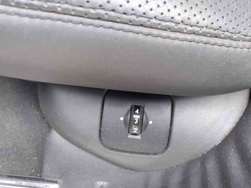 MERCEDES BENZ S 500 V8 4 MATIC typ 220 ČR - foto 16