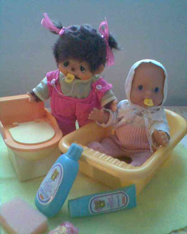 Monchhichi s nábytečkem - foto 7