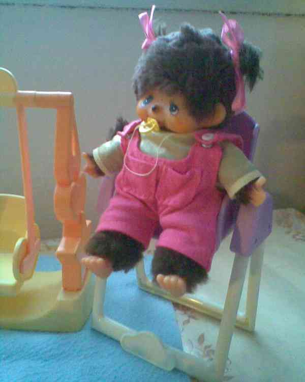 Monchhichi s nábytečkem - foto 5