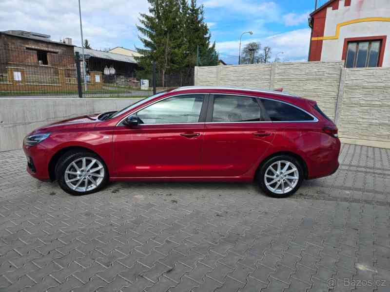 i30I Combi 1.5. mHEV 118Kw Style+Premium, Sunset RED - foto 1