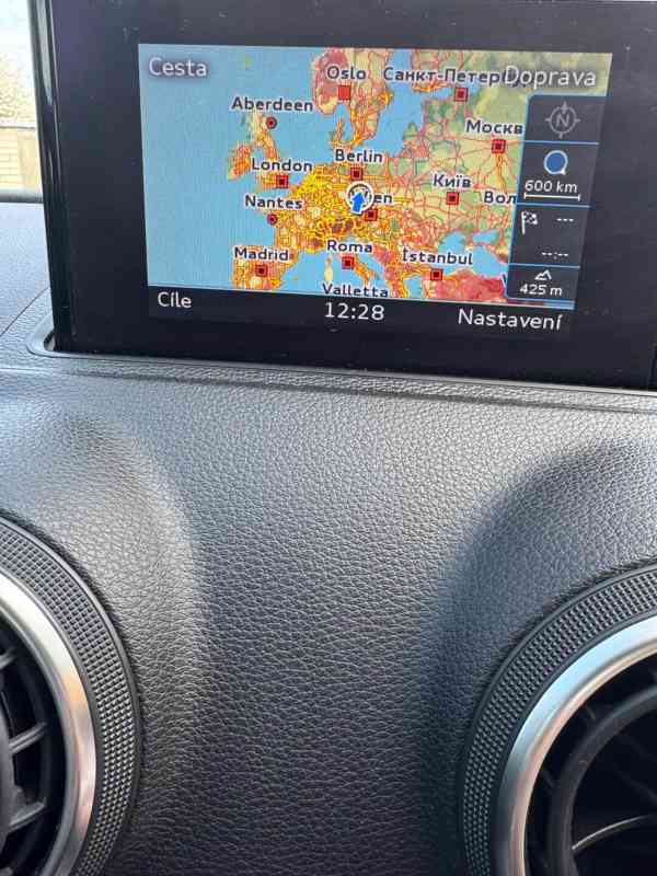 Audi A3 sportback, CZ, servisováno - foto 17