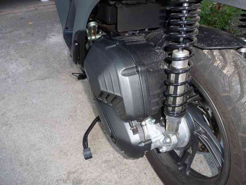   Honda  SH 150 / ABS - foto 8