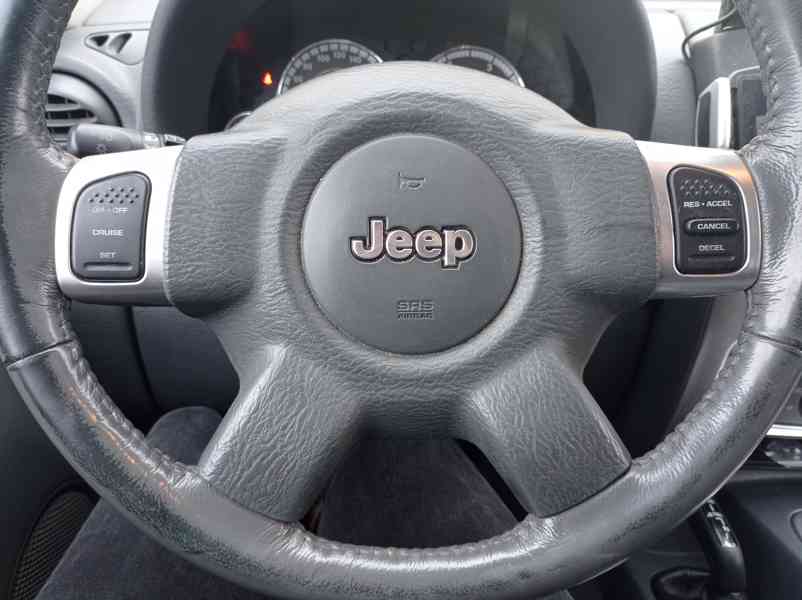 Jeep Cherokee 2.8 CRD Limited/Automat - foto 25