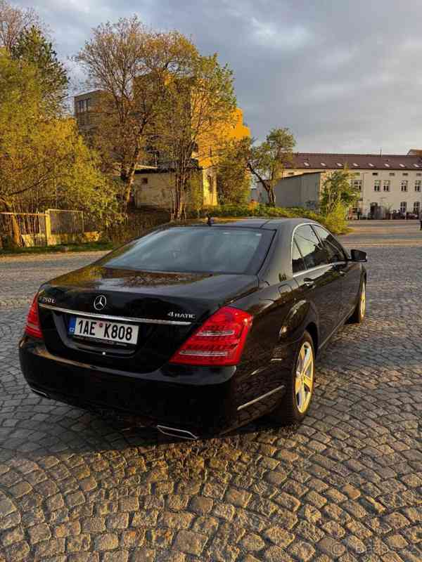 Mercedes-Benz Třídy S S 350L 4MATIC - foto 18