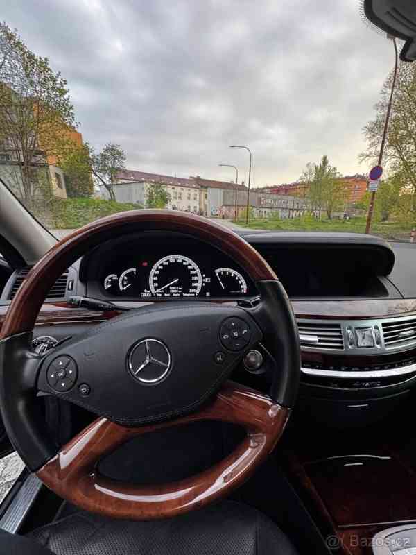 Mercedes-Benz Třídy S S 350L 4MATIC - foto 14
